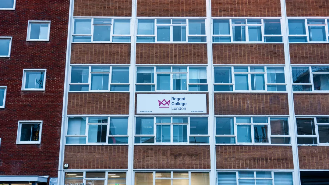 Regent College London campus photo 6