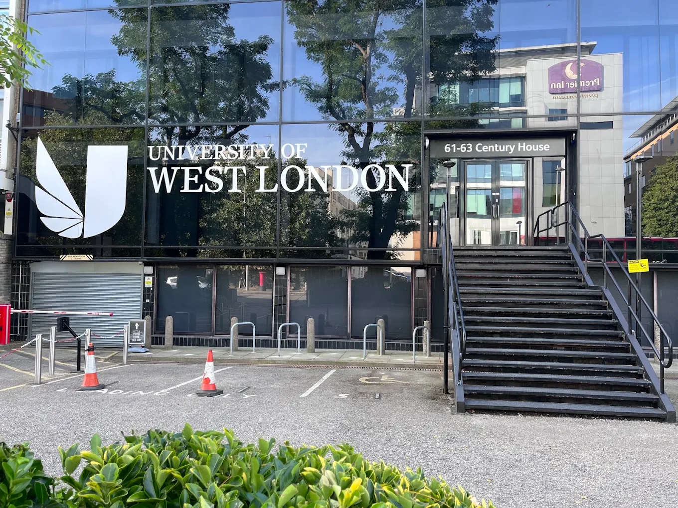 University of West London campus photo 3